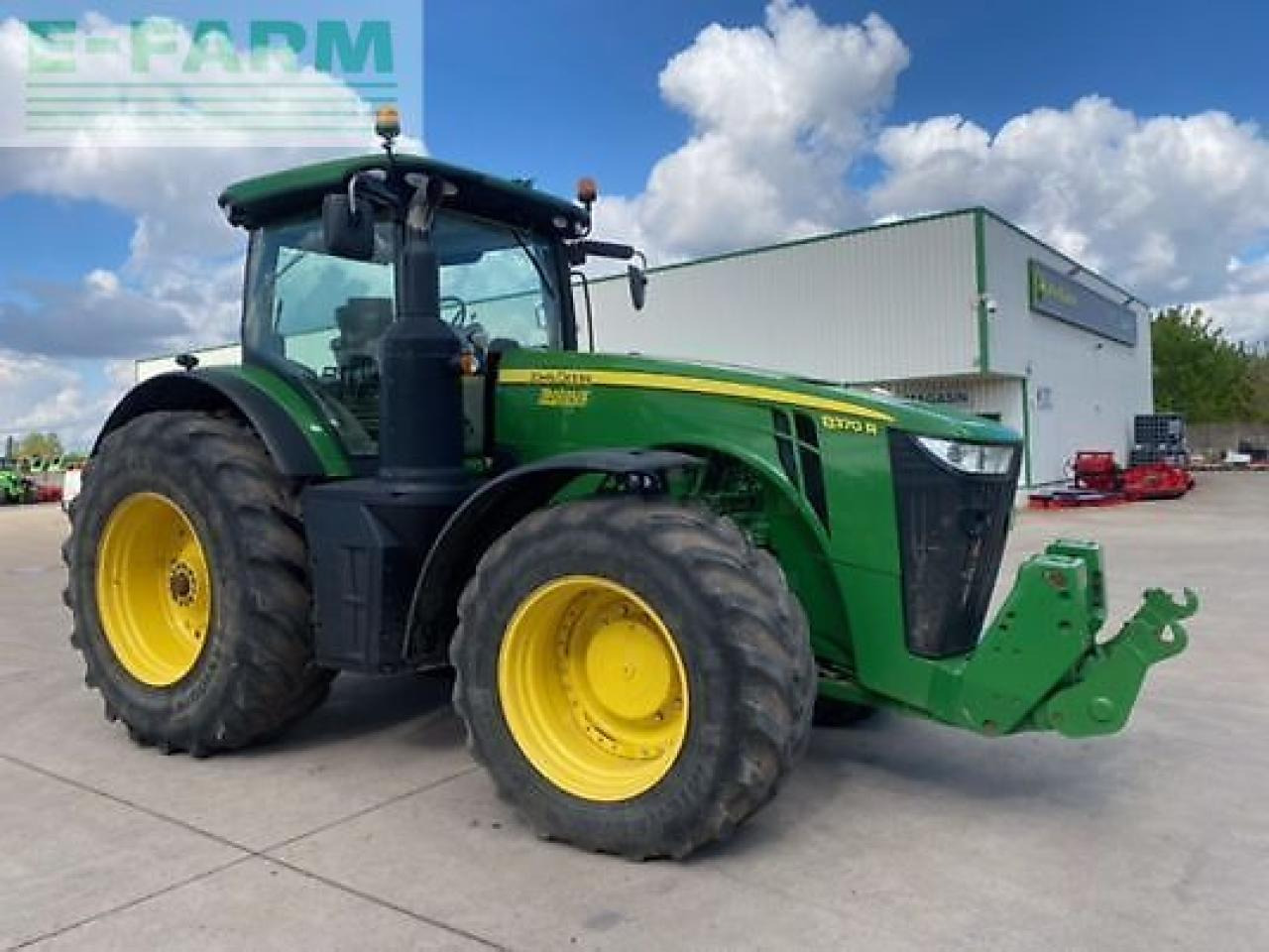 John Deere 8370r - Τρακτέρ: φωτογραφία 3 John Deere 8370r - Τρακτέρ: φωτογραφία 3