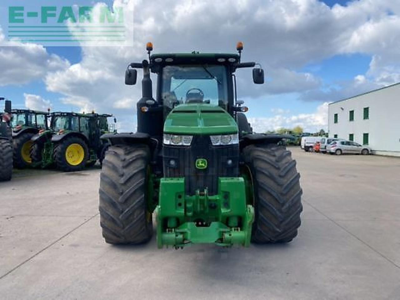 John Deere 8370r - Τρακτέρ: φωτογραφία 2 John Deere 8370r - Τρακτέρ: φωτογραφία 2