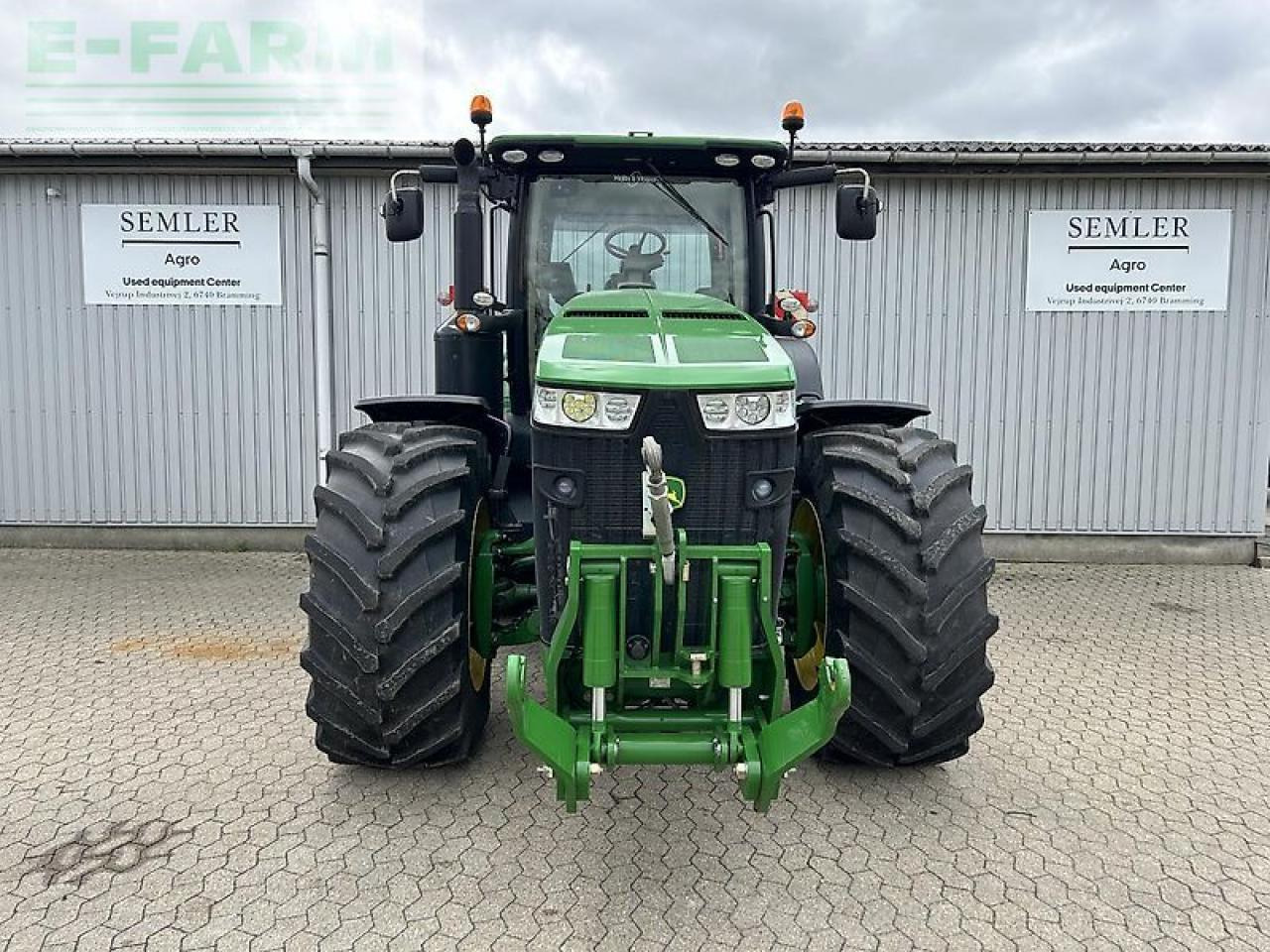 John Deere 8370r - Τρακτέρ: φωτογραφία 2 John Deere 8370r - Τρακτέρ: φωτογραφία 2