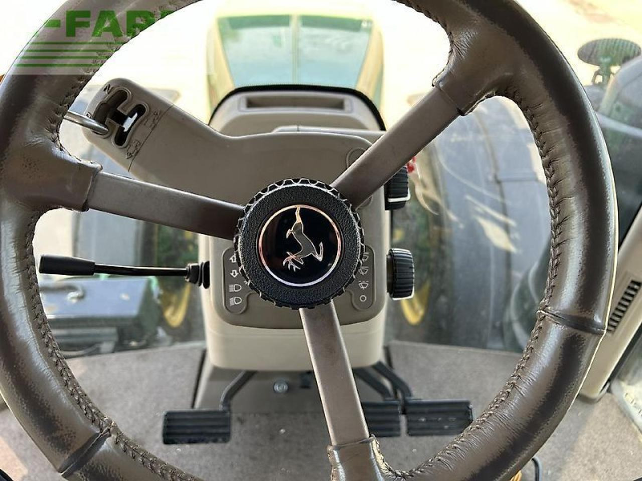 John Deere 8370r - Τρακτέρ: φωτογραφία 4 John Deere 8370r - Τρακτέρ: φωτογραφία 4