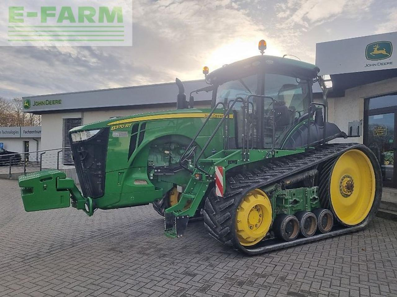 John Deere 8370rt my18 e23 40 - Ερπυστριοφόρο τρακτέρ: φωτογραφία 1 John Deere 8370rt my18 e23 40 - Ερπυστριοφόρο τρακτέρ: φωτογραφία 1