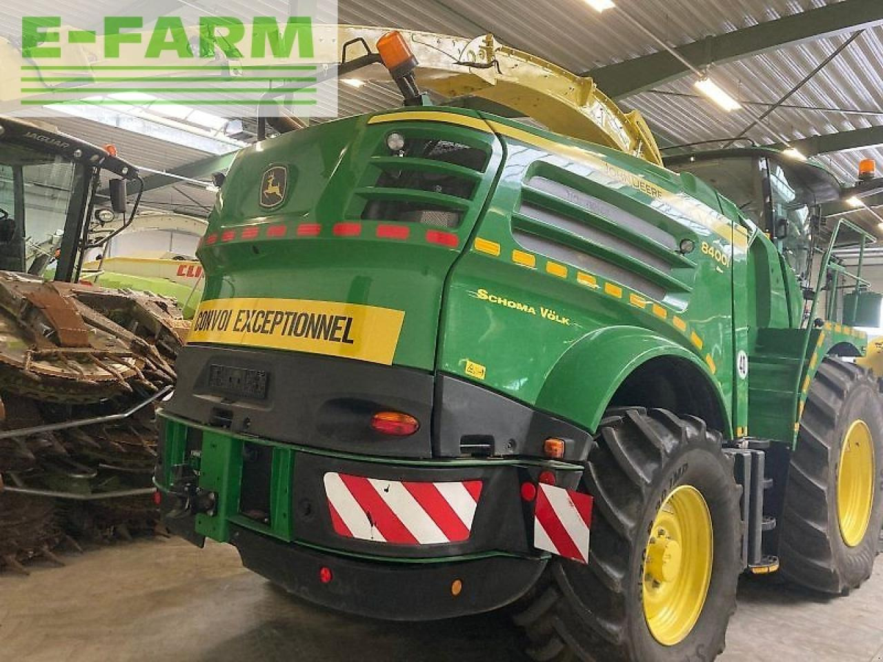 John Deere 8400i - Ενσιρωτική μηχανή: φωτογραφία 2 John Deere 8400i - Ενσιρωτική μηχανή: φωτογραφία 2