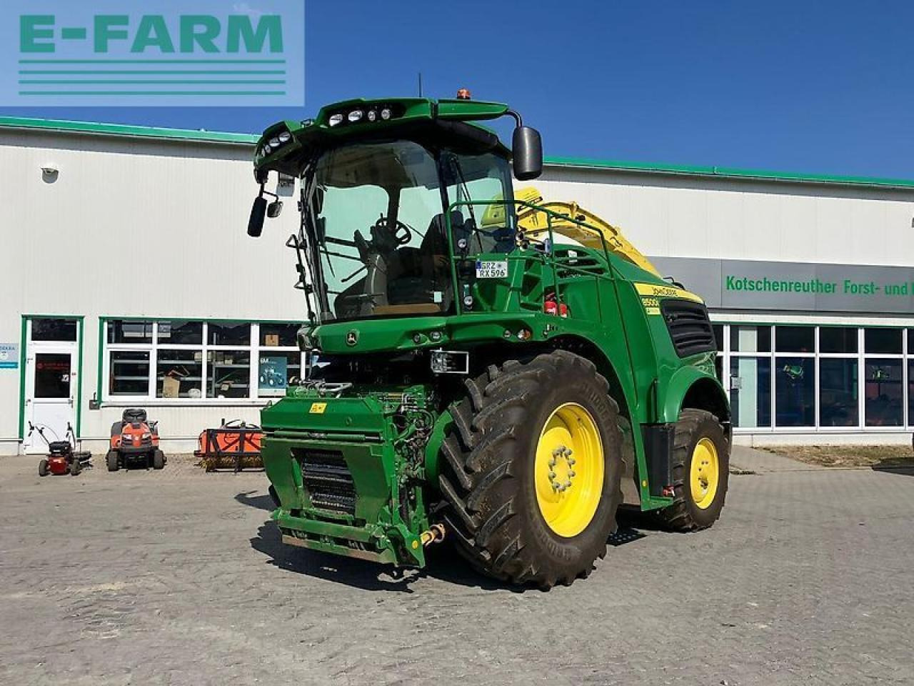 John Deere 8500 prodrive - Ενσιρωτική μηχανή: φωτογραφία 1 John Deere 8500 prodrive - Ενσιρωτική μηχανή: φωτογραφία 1
