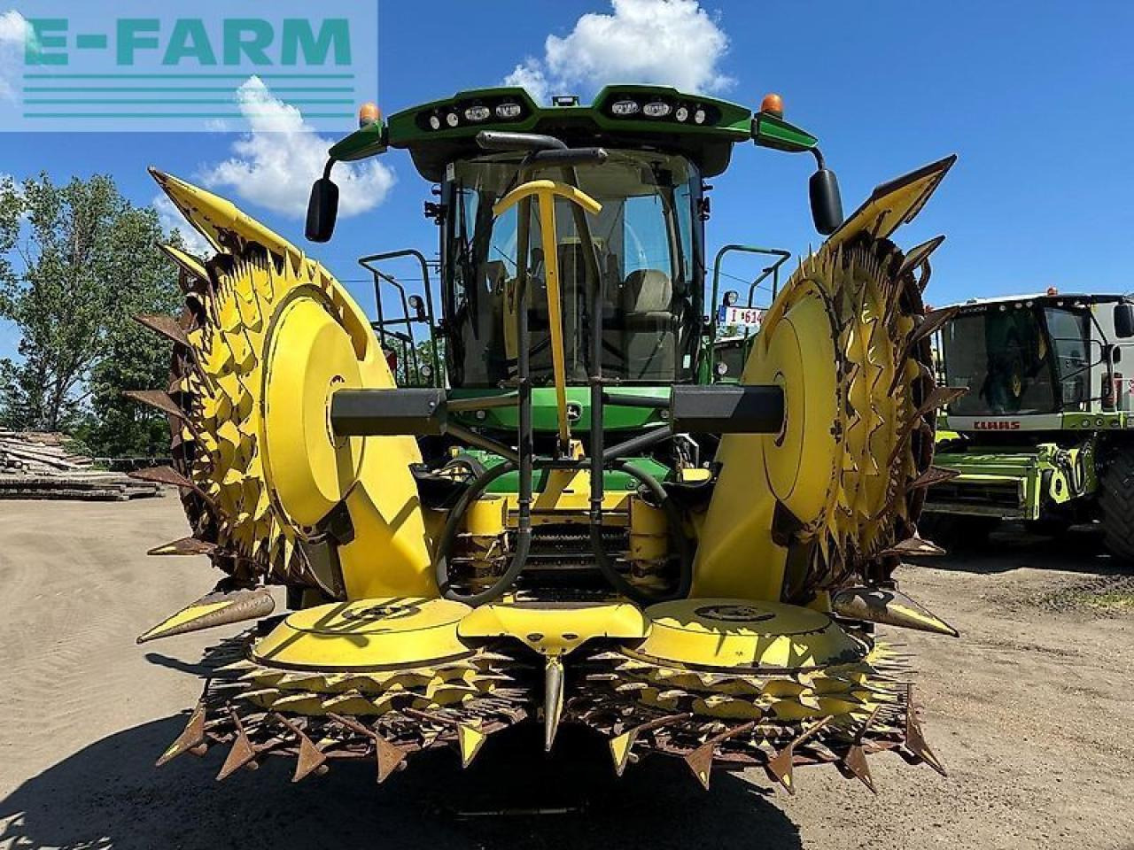 John Deere 8600 - Θεριζοαλωνιστική μηχανή: φωτογραφία 2 John Deere 8600 - Θεριζοαλωνιστική μηχανή: φωτογραφία 2