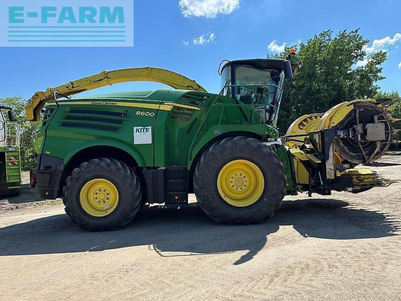 John Deere 8600 - Θεριζοαλωνιστική μηχανή: φωτογραφία 4 John Deere 8600 - Θεριζοαλωνιστική μηχανή: φωτογραφία 4