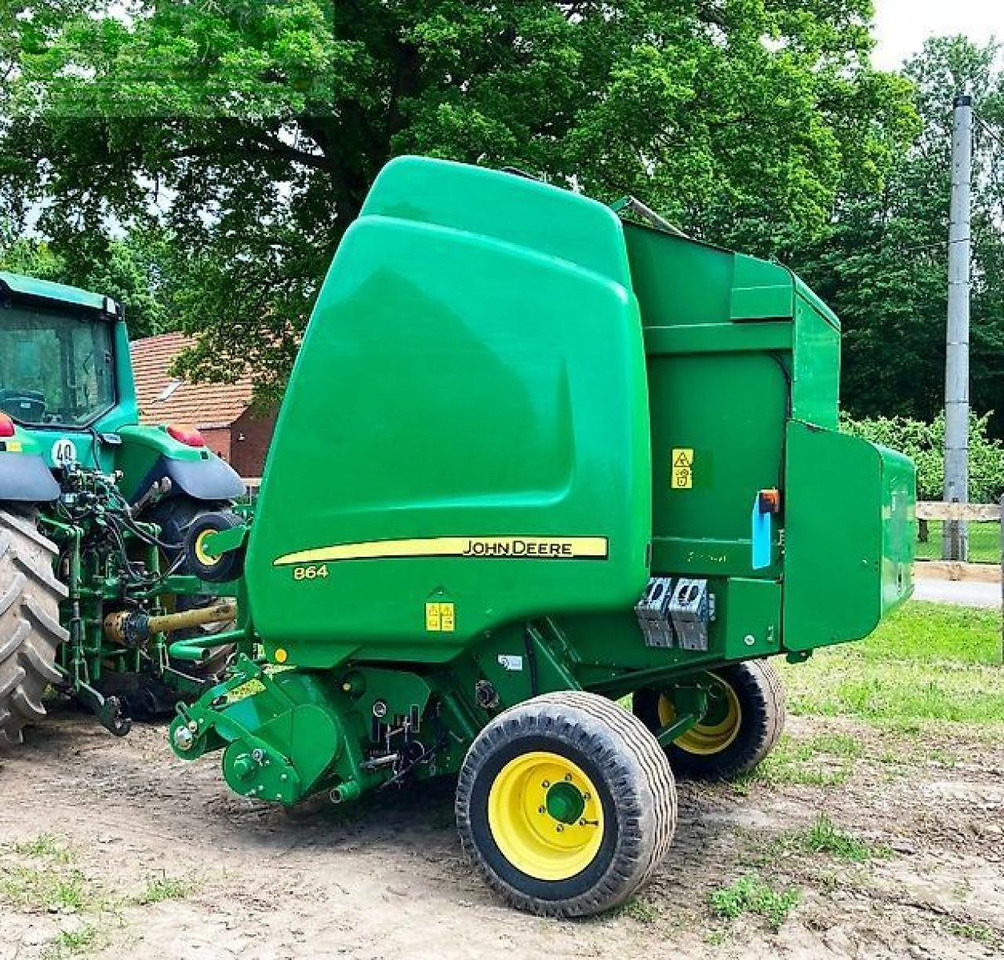 John Deere 864 premium maxicut - Χορτοδετική μηχανή τετράγωνες μπάλες: φωτογραφία 2 John Deere 864 premium maxicut - Χορτοδετική μηχανή τετράγωνες μπάλες: φωτογραφία 2