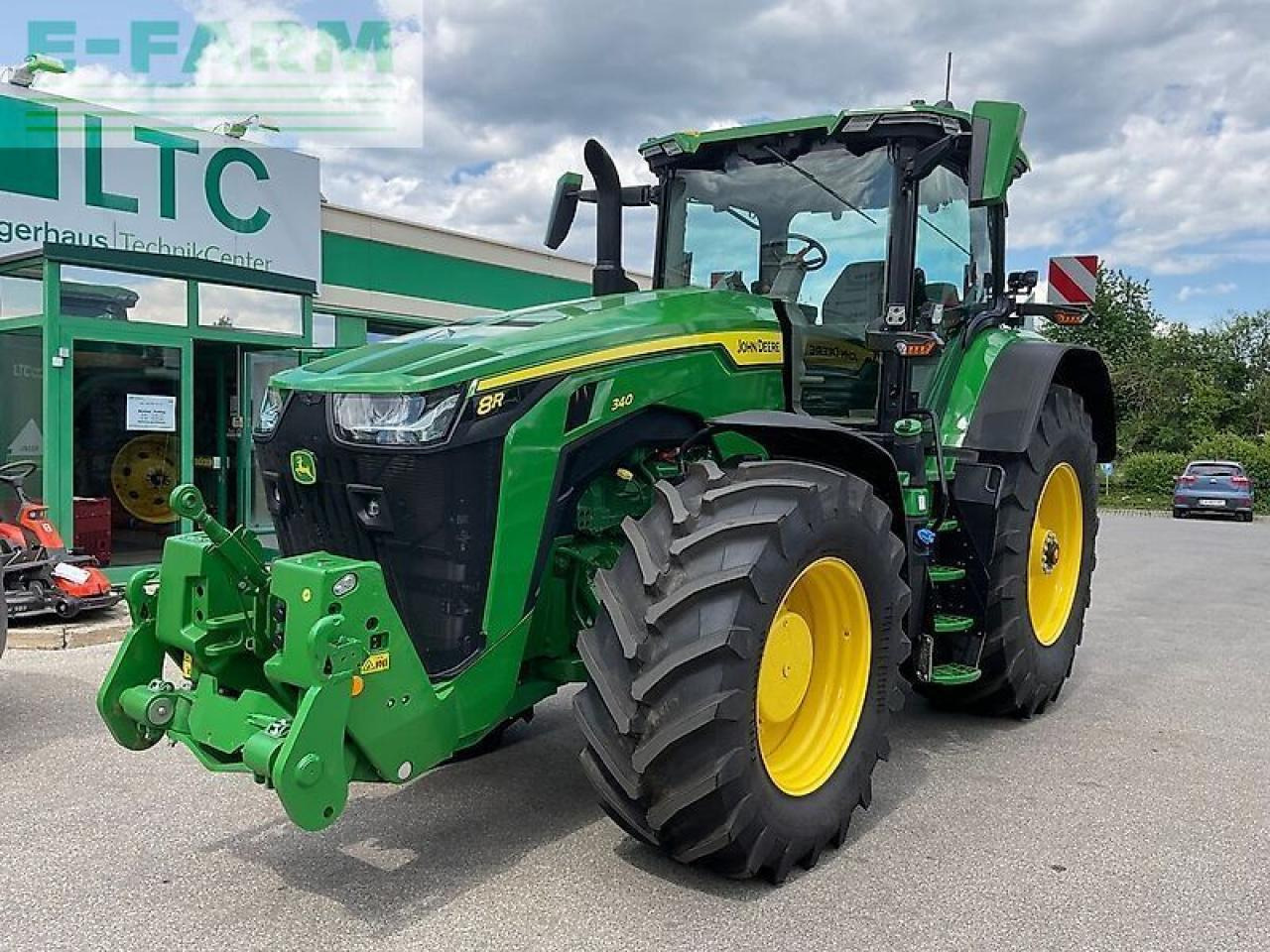 John Deere 8r340 - Τρακτέρ: φωτογραφία 1 John Deere 8r340 - Τρακτέρ: φωτογραφία 1