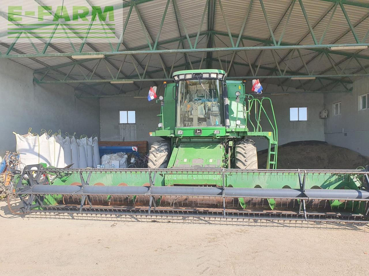 John Deere CTS - Θεριζοαλωνιστική μηχανή: φωτογραφία 2 John Deere CTS - Θεριζοαλωνιστική μηχανή: φωτογραφία 2