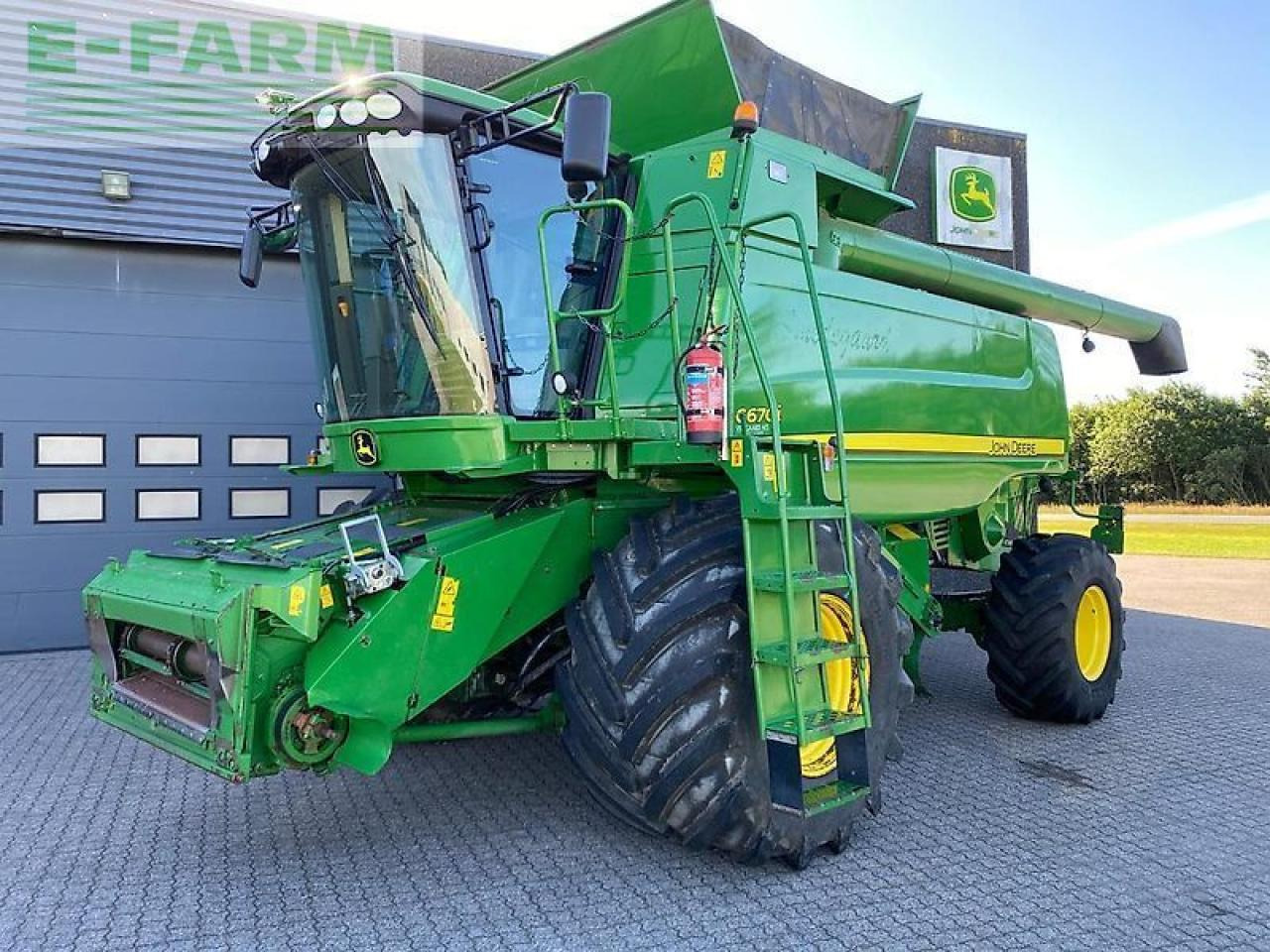 John Deere c670 - Θεριζοαλωνιστική μηχανή: φωτογραφία 1 John Deere c670 - Θεριζοαλωνιστική μηχανή: φωτογραφία 1