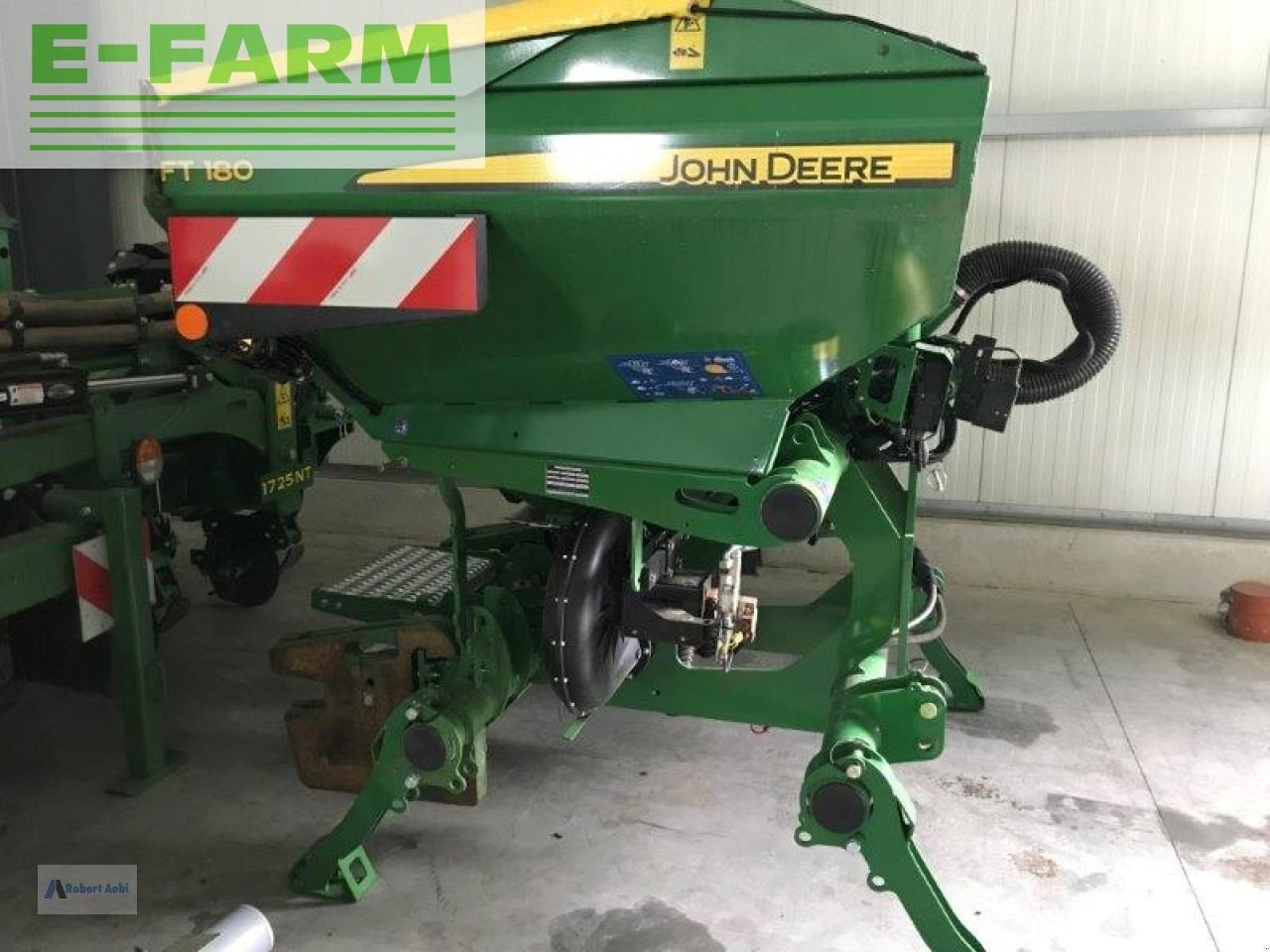 John Deere ft180 - Σπαρτική με σβάρνα: φωτογραφία 2 John Deere ft180 - Σπαρτική με σβάρνα: φωτογραφία 2