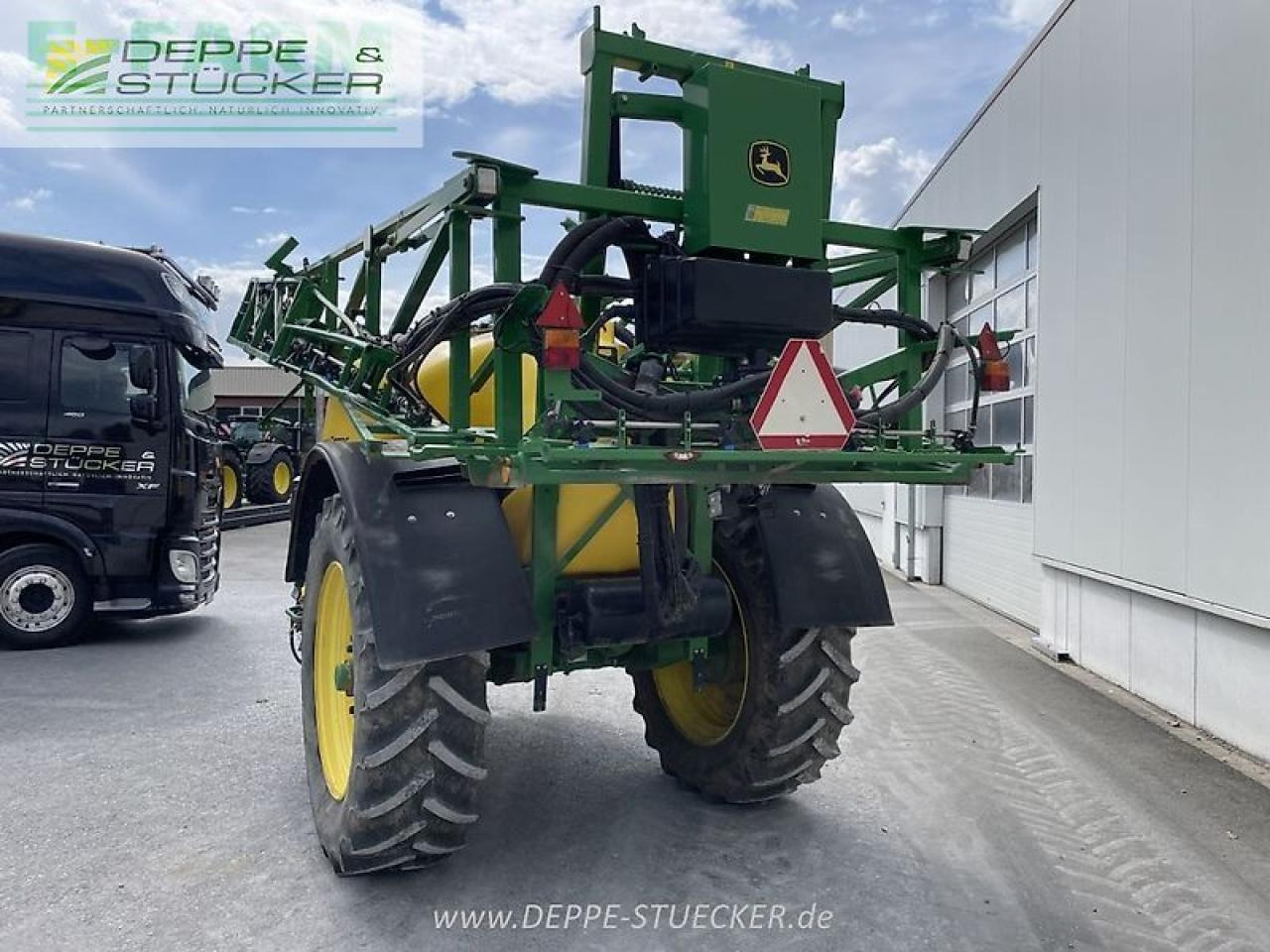 John Deere m740i (my14) - Συρόμενο ψεκαστικό: φωτογραφία 3 John Deere m740i (my14) - Συρόμενο ψεκαστικό: φωτογραφία 3