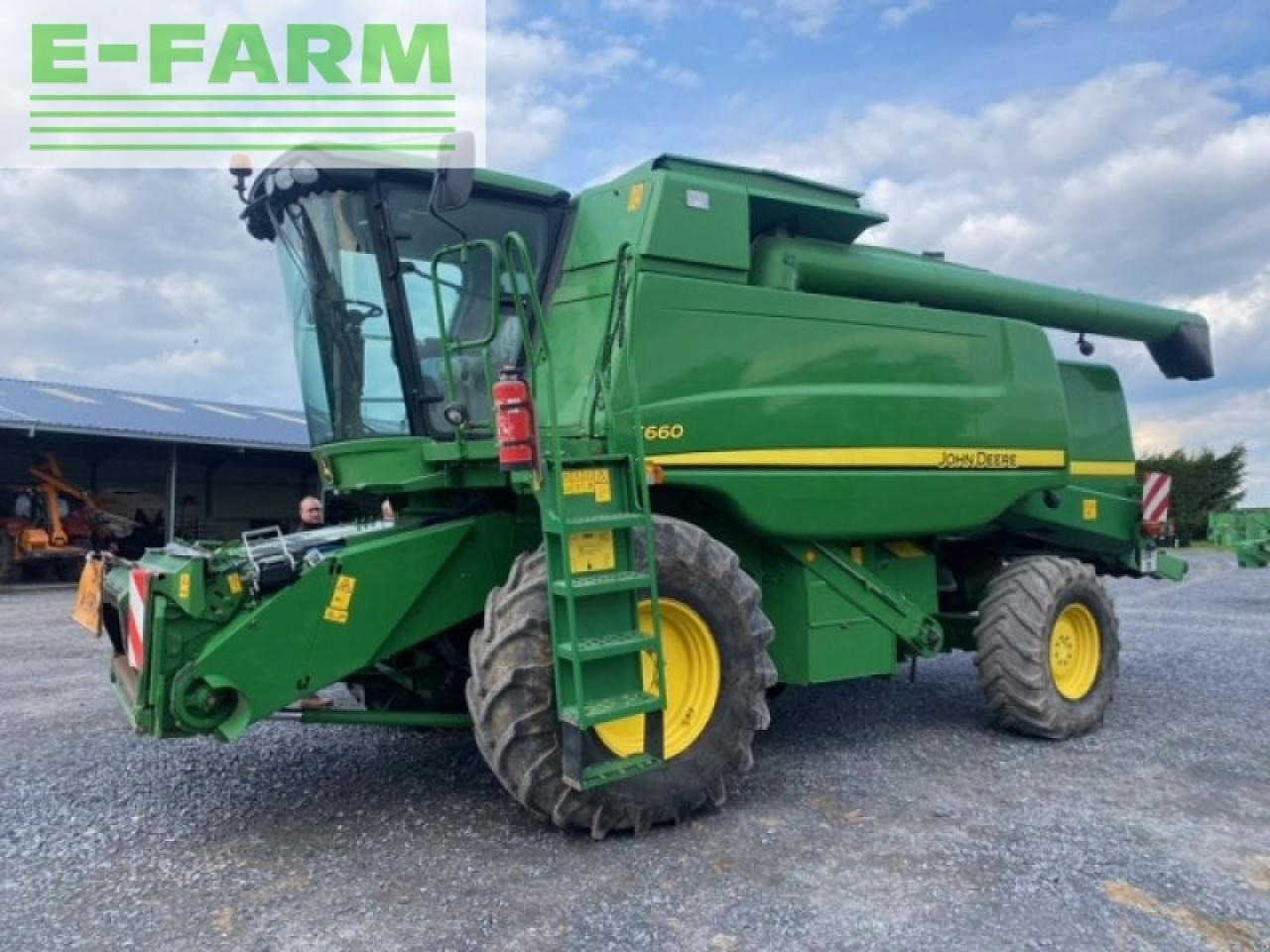 John Deere t660 - Θεριζοαλωνιστική μηχανή: φωτογραφία 1 John Deere t660 - Θεριζοαλωνιστική μηχανή: φωτογραφία 1