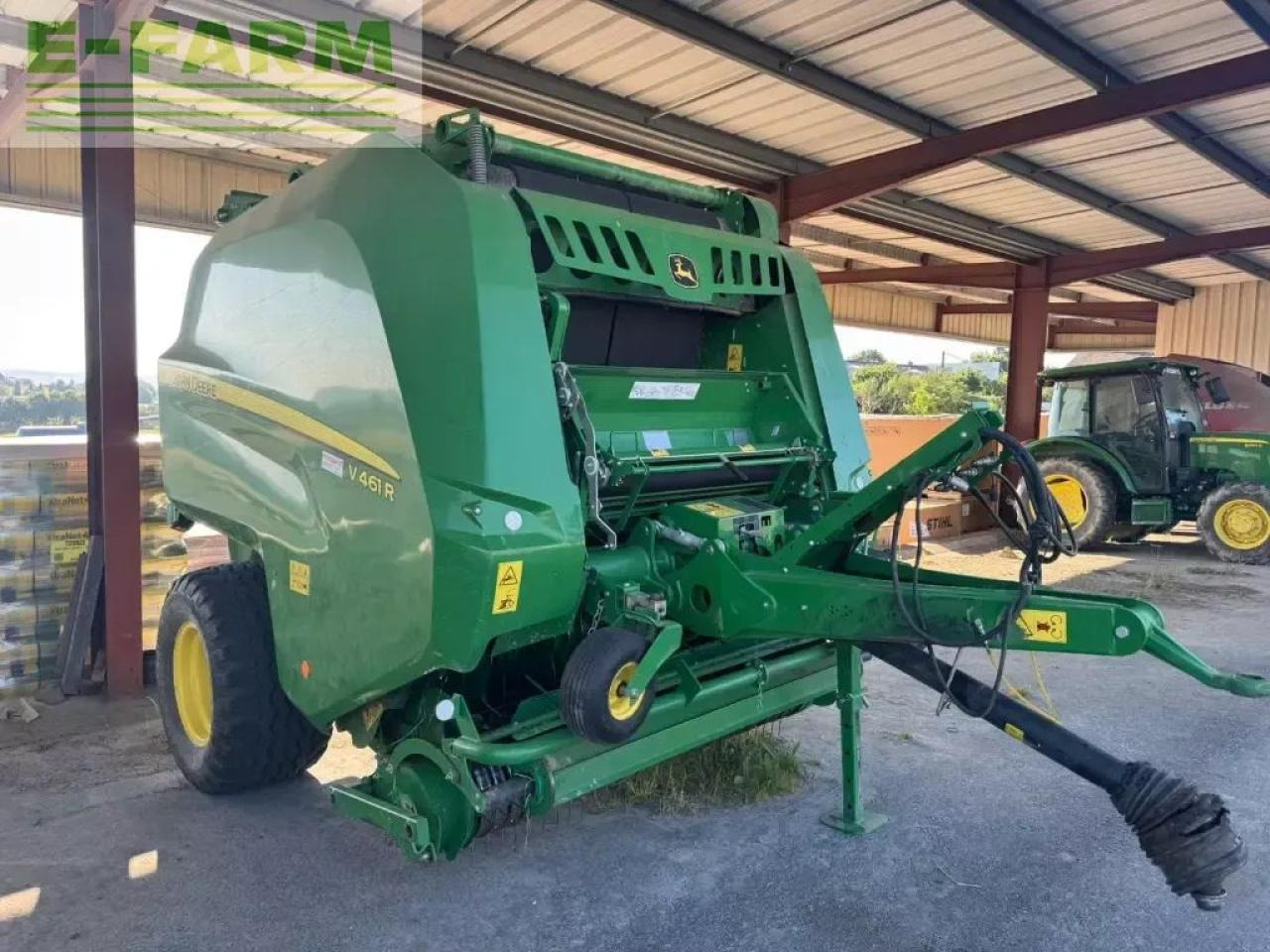 John Deere v461r destockage - Χορτοδετική μηχανή τετράγωνες μπάλες: φωτογραφία 2 John Deere v461r destockage - Χορτοδετική μηχανή τετράγωνες μπάλες: φωτογραφία 2