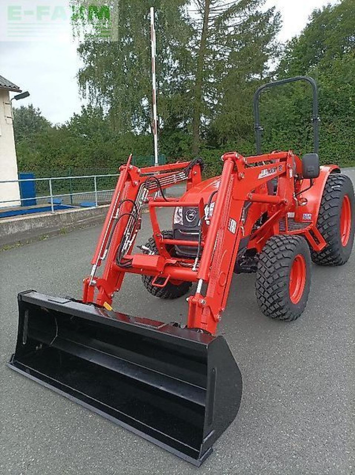 Kioti dk 4520 hs-eu - Τρακτέρ: φωτογραφία 2 Kioti dk 4520 hs-eu - Τρακτέρ: φωτογραφία 2