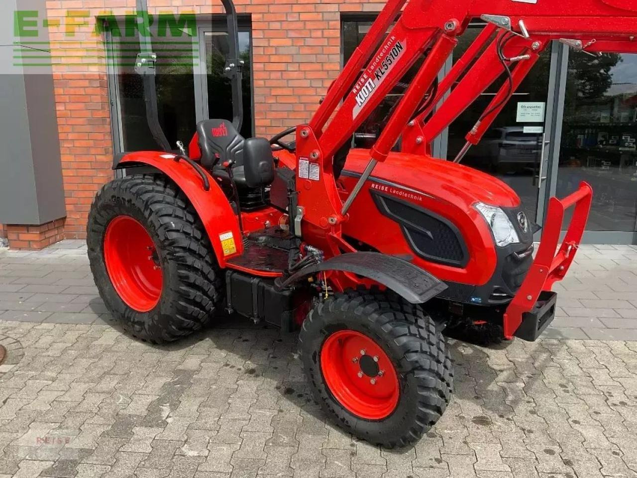 Kioti dk 4520 hs - Τρακτέρ: φωτογραφία 2 Kioti dk 4520 hs - Τρακτέρ: φωτογραφία 2