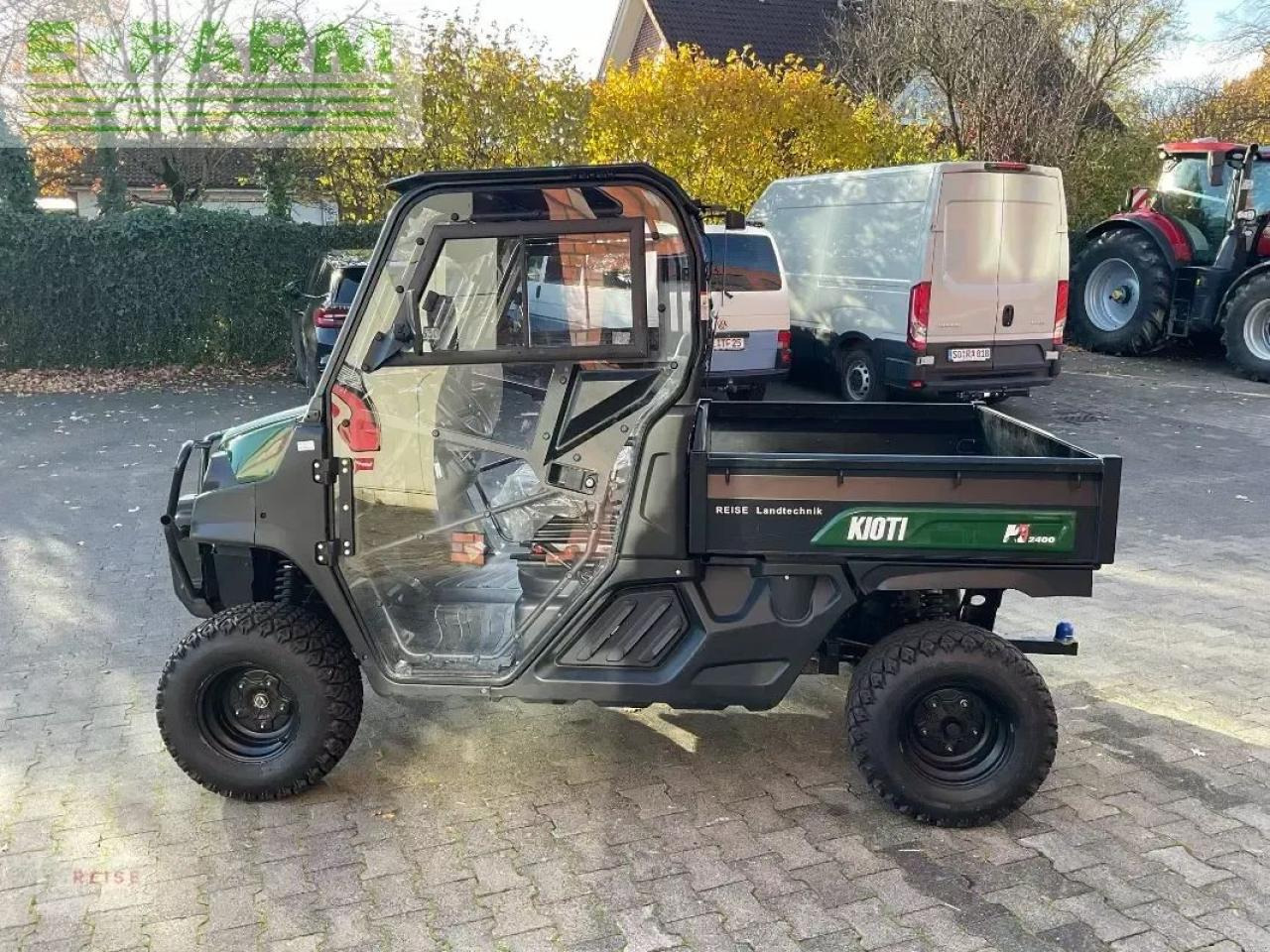 Kioti k9 2400 - Τρακτέρ: φωτογραφία 3 Kioti k9 2400 - Τρακτέρ: φωτογραφία 3