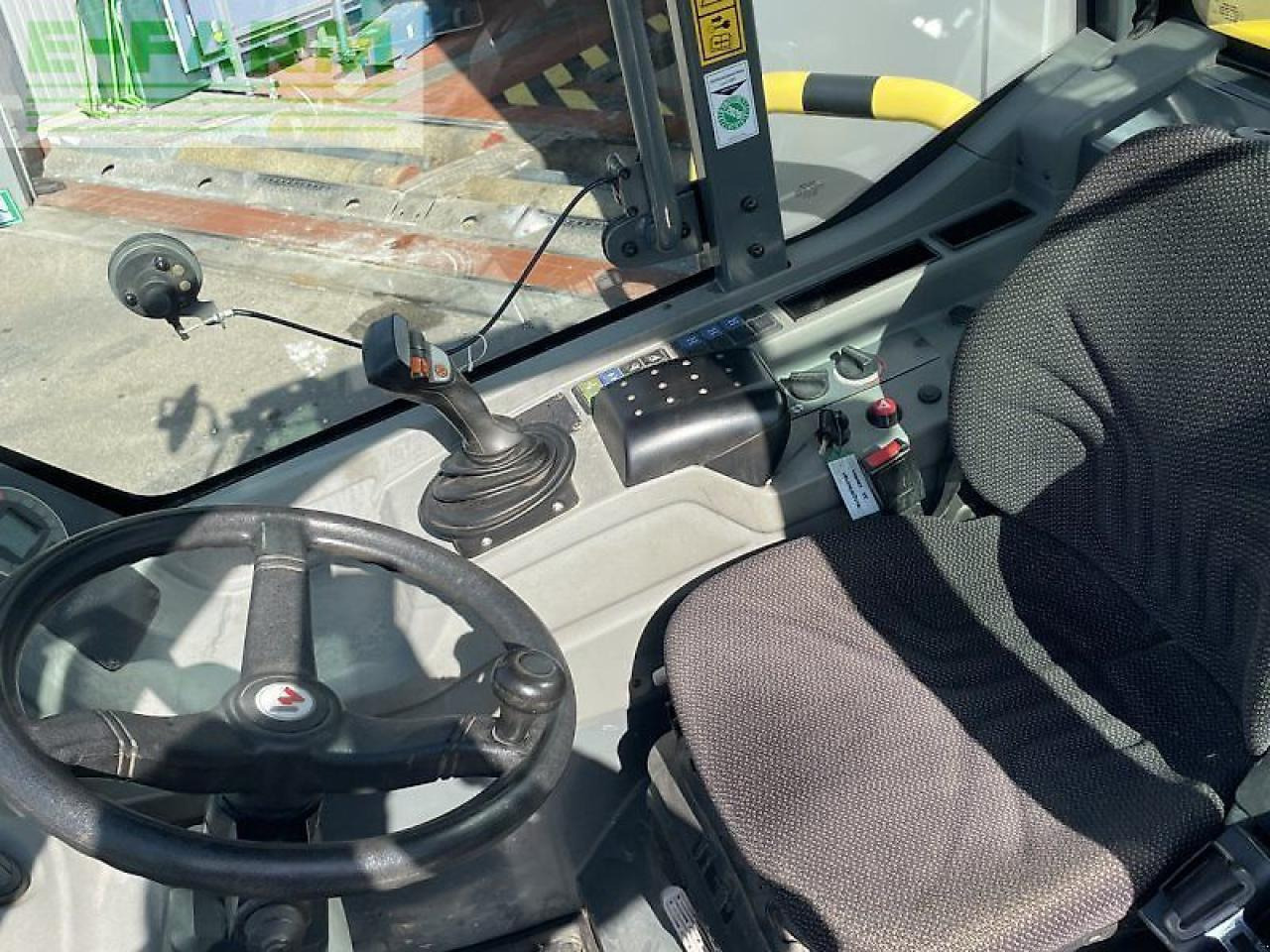 Kramer 5095 - Μίνι εκσκαφέας: φωτογραφία 5 Kramer 5095 - Μίνι εκσκαφέας: φωτογραφία 5