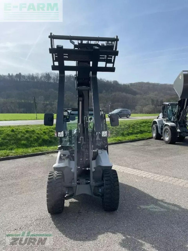 Kramer kl12.5 - Μίνι εκσκαφέας: φωτογραφία 4 Kramer kl12.5 - Μίνι εκσκαφέας: φωτογραφία 4