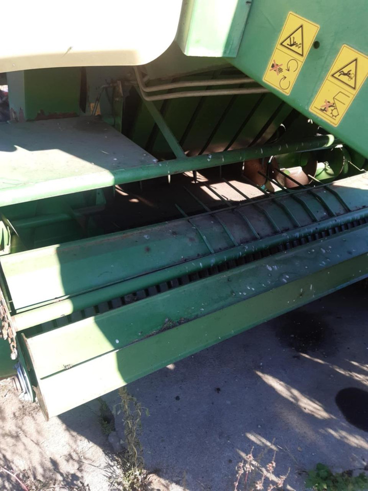 Krone Big Pack 12130 - Χορτοδετική μηχανή τετράγωνες μπάλες: φωτογραφία 5 Krone Big Pack 12130 - Χορτοδετική μηχανή τετράγωνες μπάλες: φωτογραφία 5