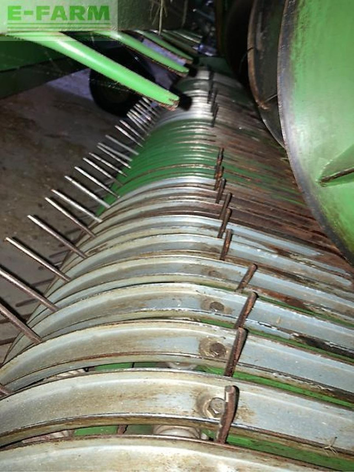 Krone big x 800 - Ενσιρωτική μηχανή: φωτογραφία 3 Krone big x 800 - Ενσιρωτική μηχανή: φωτογραφία 3