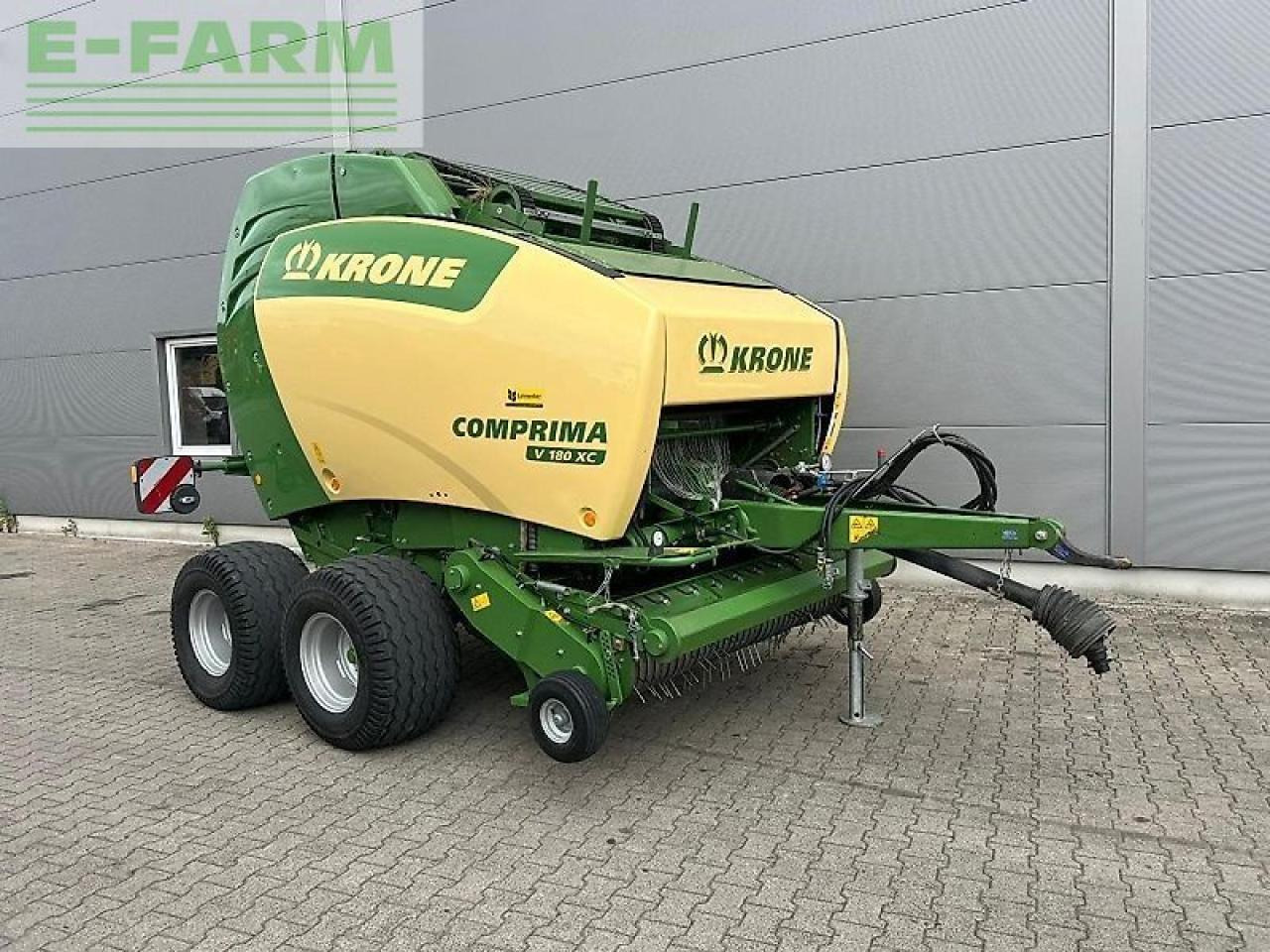 Krone comprima v 180 xc - Χορτοδετική μηχανή τετράγωνες μπάλες: φωτογραφία 1 Krone comprima v 180 xc - Χορτοδετική μηχανή τετράγωνες μπάλες: φωτογραφία 1