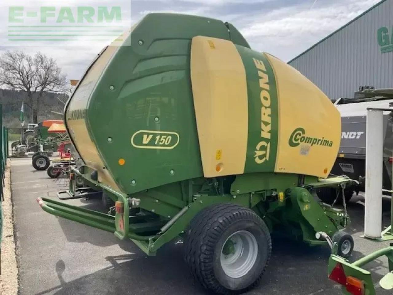 Krone v 150 - Χορτοδετική μηχανή τετράγωνες μπάλες: φωτογραφία 4 Krone v 150 - Χορτοδετική μηχανή τετράγωνες μπάλες: φωτογραφία 4