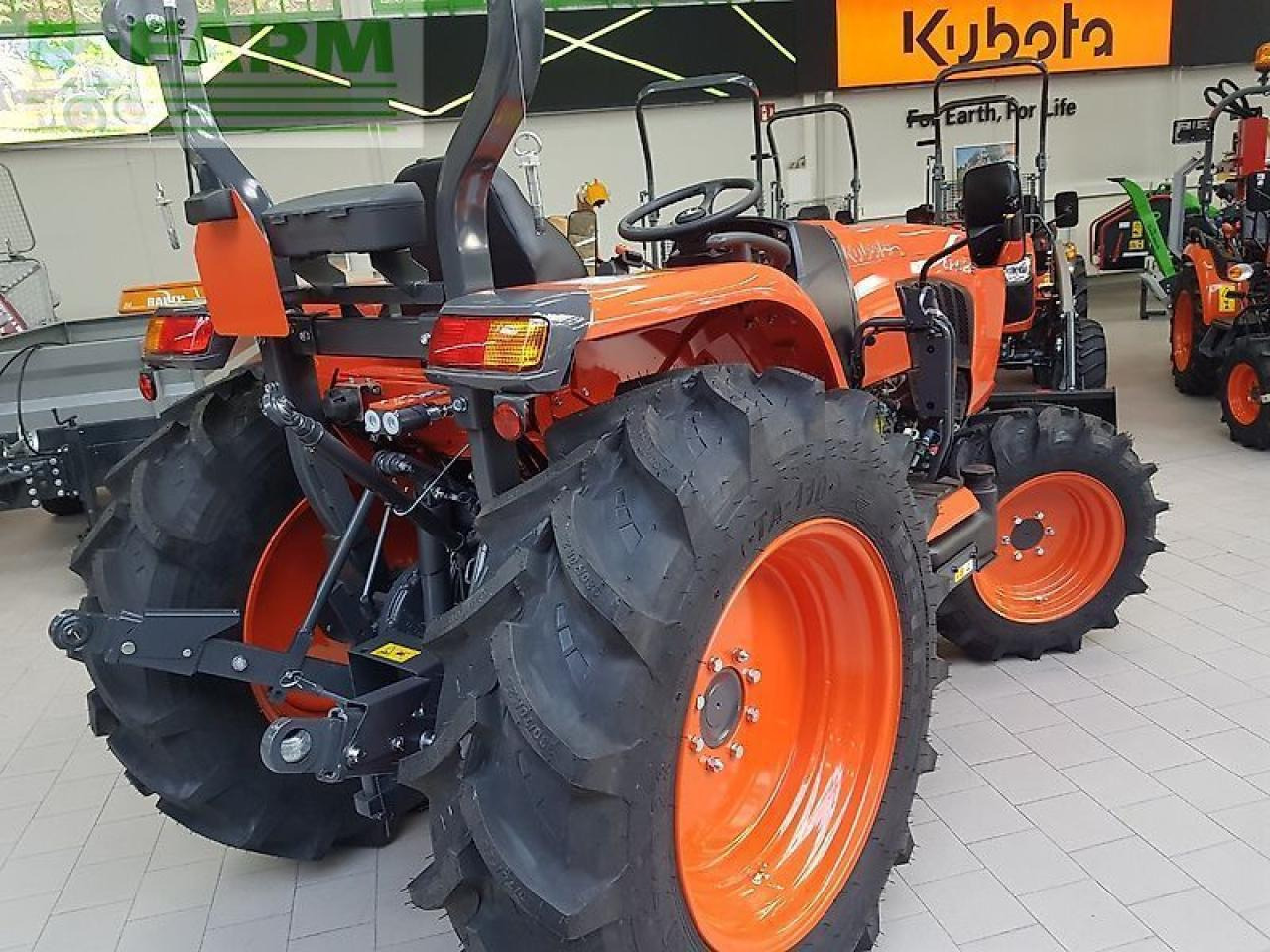 Kubota l1-522 - Τρακτέρ: φωτογραφία 3 Kubota l1-522 - Τρακτέρ: φωτογραφία 3