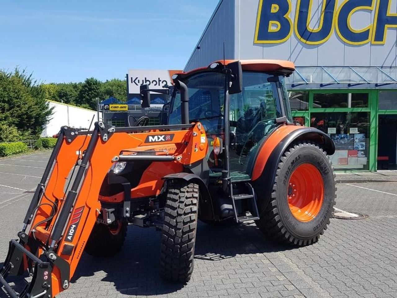 Kubota m4-073 cab 36x36 - Τρακτέρ: φωτογραφία 3 Kubota m4-073 cab 36x36 - Τρακτέρ: φωτογραφία 3