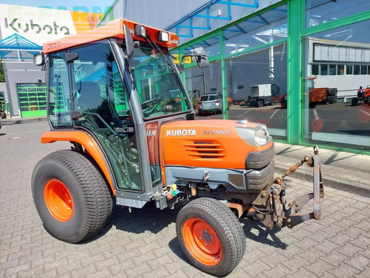 Kubota stv40 - Τρακτέρ: φωτογραφία 1 Kubota stv40 - Τρακτέρ: φωτογραφία 1