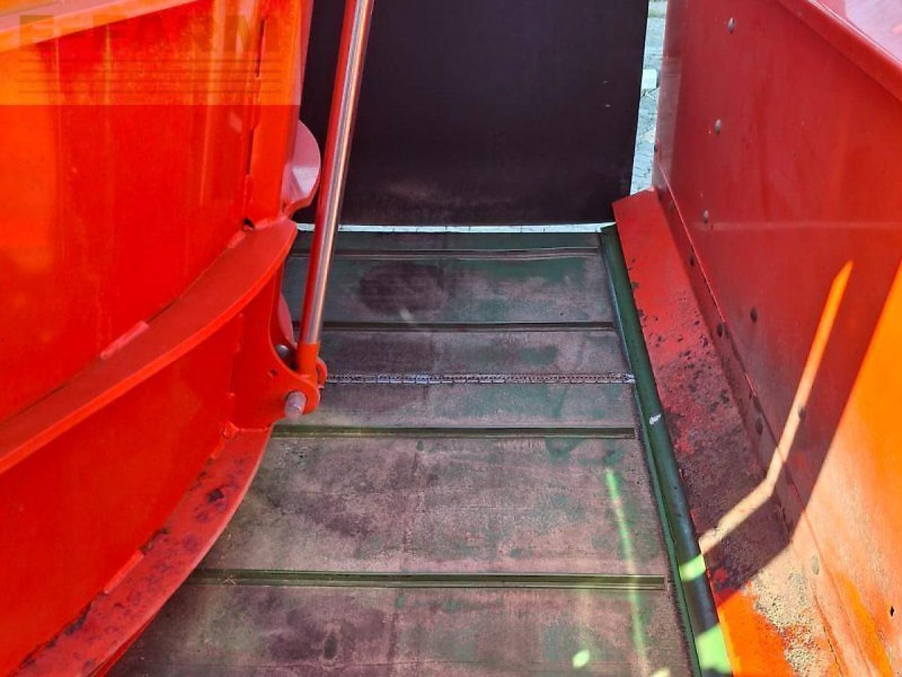 Kuhn 1880 profile - Μηχανηματα κτηνοτροφιασ: φωτογραφία 5 Kuhn 1880 profile - Μηχανηματα κτηνοτροφιασ: φωτογραφία 5