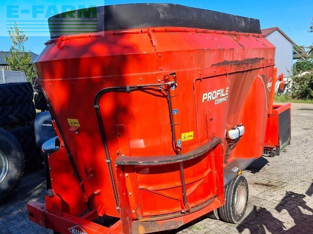 Kuhn 1880 profile - Μηχανηματα κτηνοτροφιασ: φωτογραφία 2 Kuhn 1880 profile - Μηχανηματα κτηνοτροφιασ: φωτογραφία 2