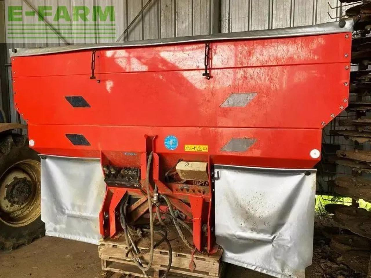 Kuhn axera 1102 h-emc - Λιπασματοδιανομέας: φωτογραφία 1 Kuhn axera 1102 h-emc - Λιπασματοδιανομέας: φωτογραφία 1