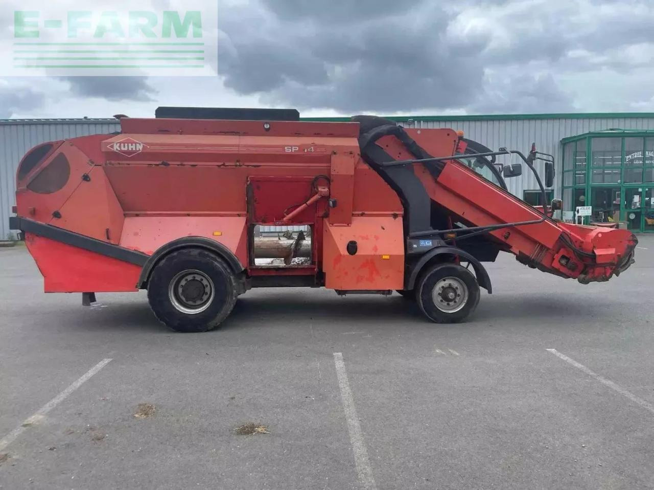 Kuhn mélangeuse automotrice sp-14 kuhn - Μηχανηματα κτηνοτροφιασ: φωτογραφία 2 Kuhn mélangeuse automotrice sp-14 kuhn - Μηχανηματα κτηνοτροφιασ: φωτογραφία 2