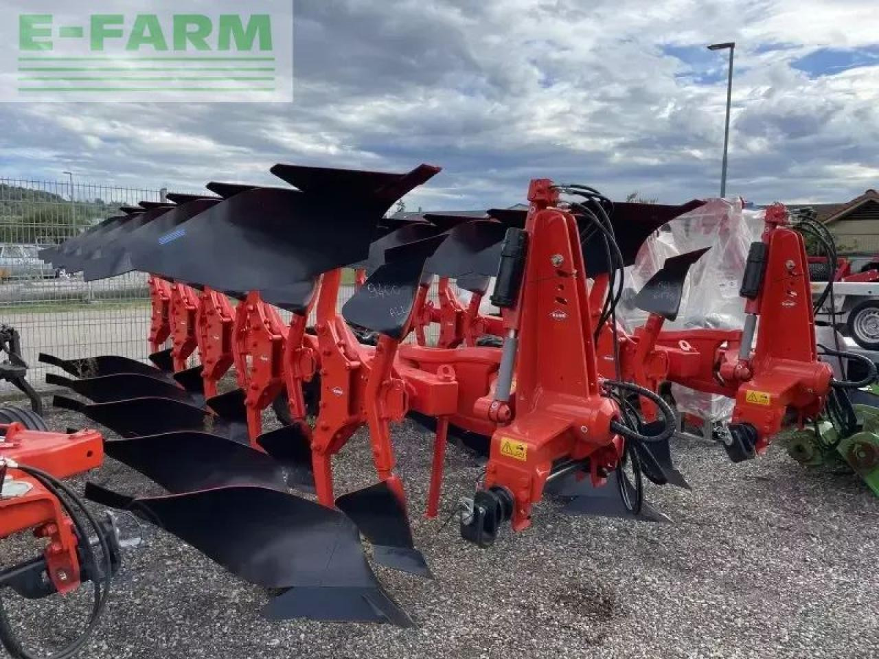 Kuhn varimaster 153 4e5t - Άροτρο: φωτογραφία 1 Kuhn varimaster 153 4e5t - Άροτρο: φωτογραφία 1