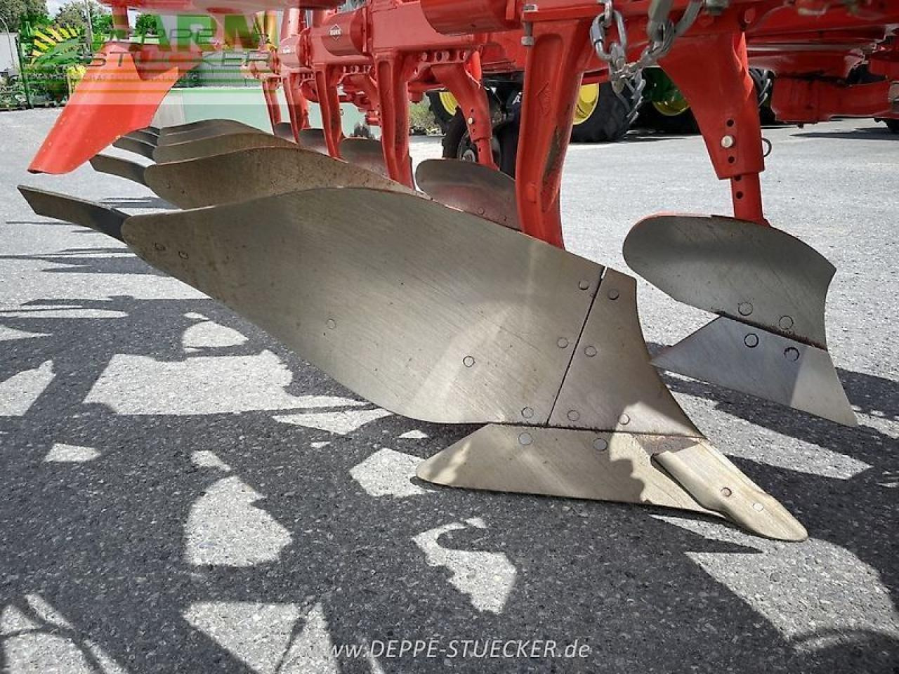 Kuhn varimaster l5 mit nsh und packerarm, - Άροτρο: φωτογραφία 2 Kuhn varimaster l5 mit nsh und packerarm, - Άροτρο: φωτογραφία 2