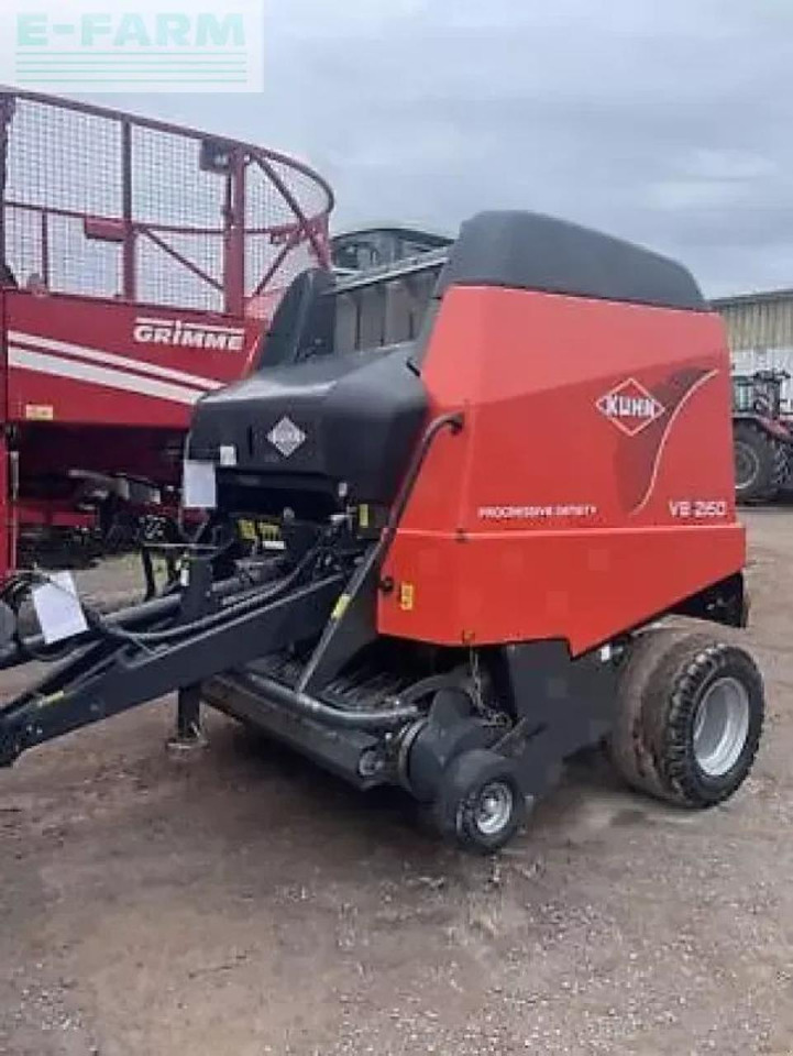 Kuhn vb2160 - Χορτοδετική μηχανή τετράγωνες μπάλες: φωτογραφία 1 Kuhn vb2160 - Χορτοδετική μηχανή τετράγωνες μπάλες: φωτογραφία 1