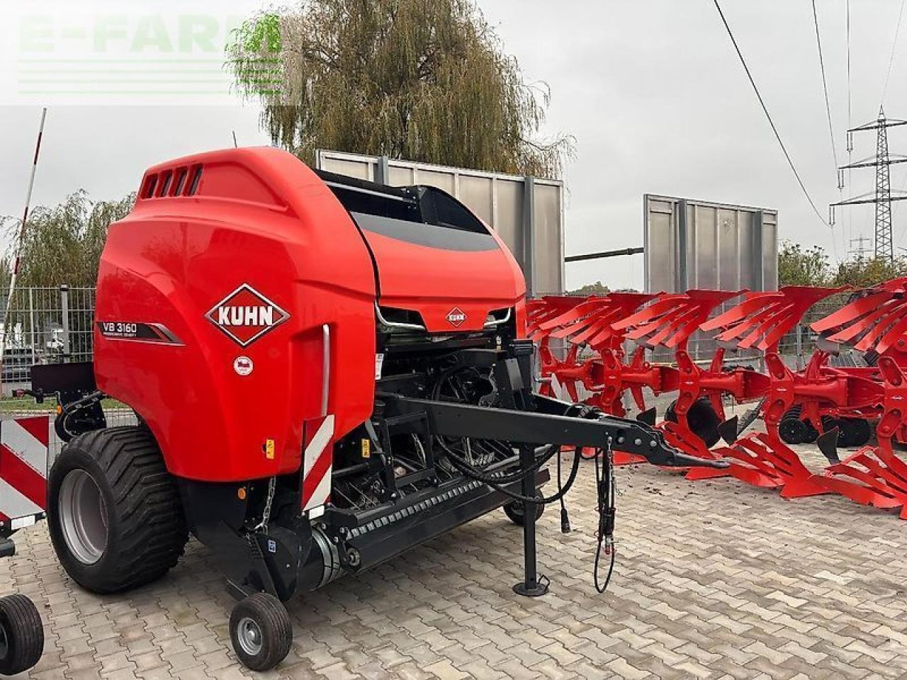 Kuhn vb3160 oc14 - Χορτοδετική μηχανή τετράγωνες μπάλες: φωτογραφία 2 Kuhn vb3160 oc14 - Χορτοδετική μηχανή τετράγωνες μπάλες: φωτογραφία 2