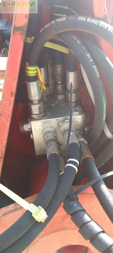 Kverneland Kverneland lb 100-300 - Άροτρο: φωτογραφία 3 Kverneland Kverneland lb 100-300 - Άροτρο: φωτογραφία 3