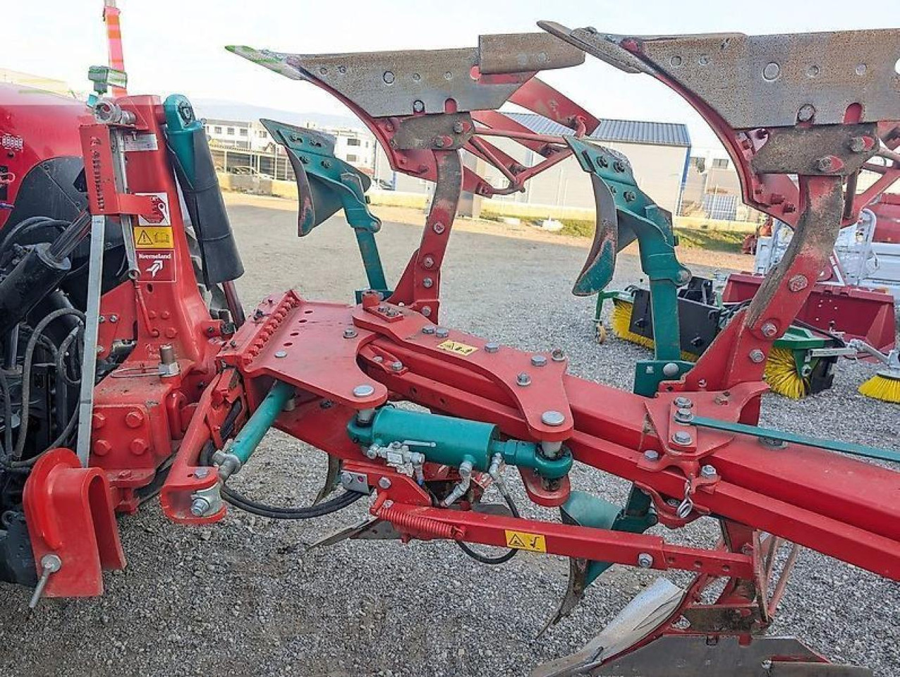 Kverneland ls100 5schar streifenkörper - Άροτρο: φωτογραφία 4 Kverneland ls100 5schar streifenkörper - Άροτρο: φωτογραφία 4