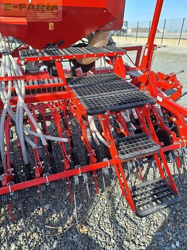 Kverneland s-drill - Σπαρτική μηχανή: φωτογραφία 5 Kverneland s-drill - Σπαρτική μηχανή: φωτογραφία 5