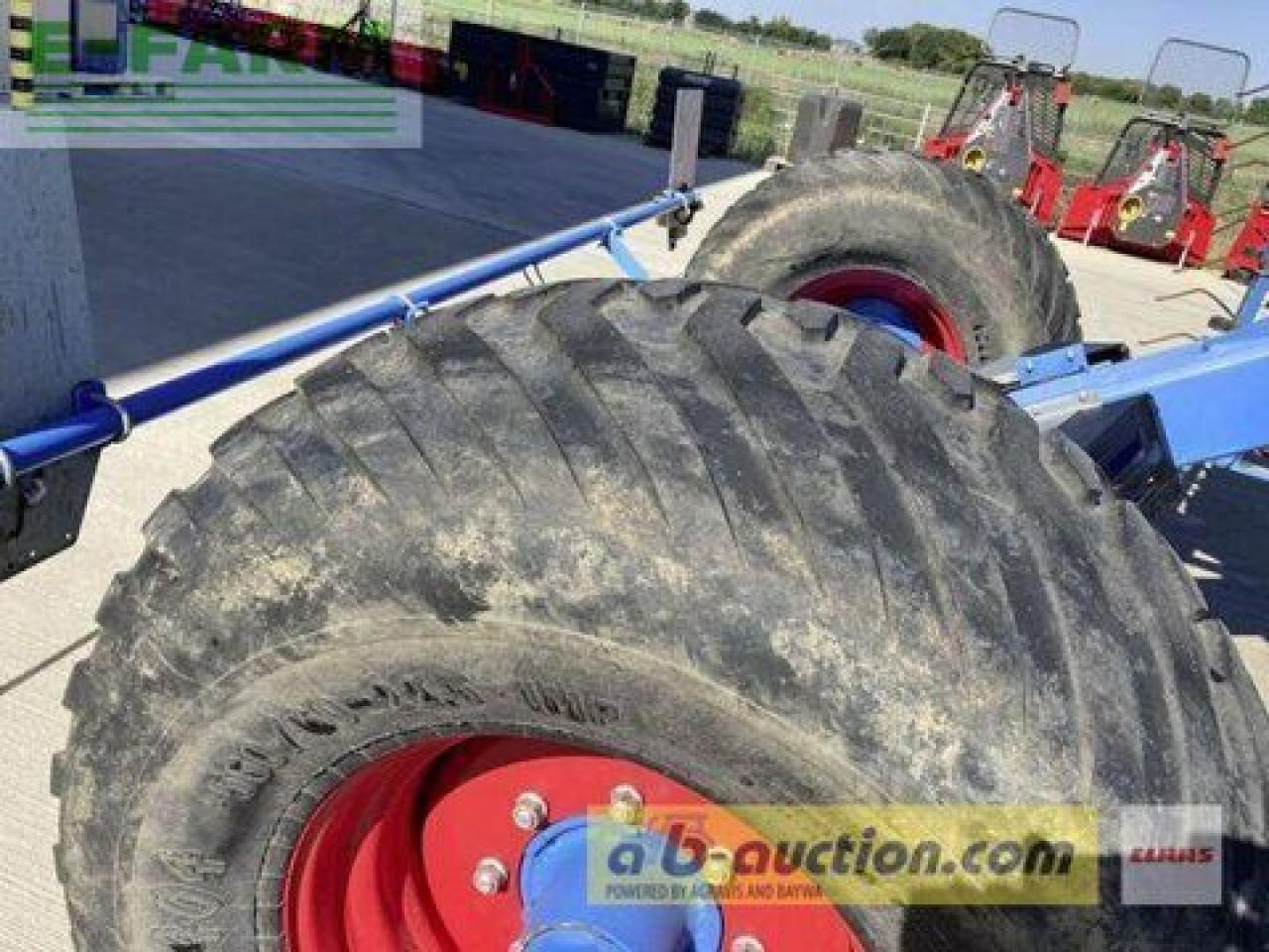 Lemken zirkon 12 mit fahrwerk - Δισκοσβάρνα: φωτογραφία 4 Lemken zirkon 12 mit fahrwerk - Δισκοσβάρνα: φωτογραφία 4