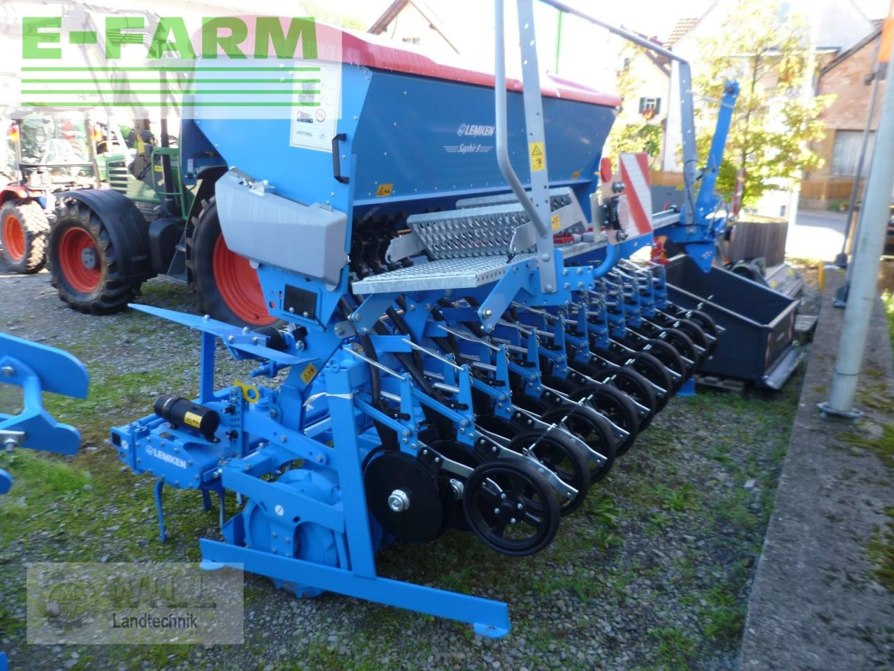 Lemken zirkon 8/300 + saphir 7/300 - Σπαρτική με σβάρνα: φωτογραφία 2 Lemken zirkon 8/300 + saphir 7/300 - Σπαρτική με σβάρνα: φωτογραφία 2