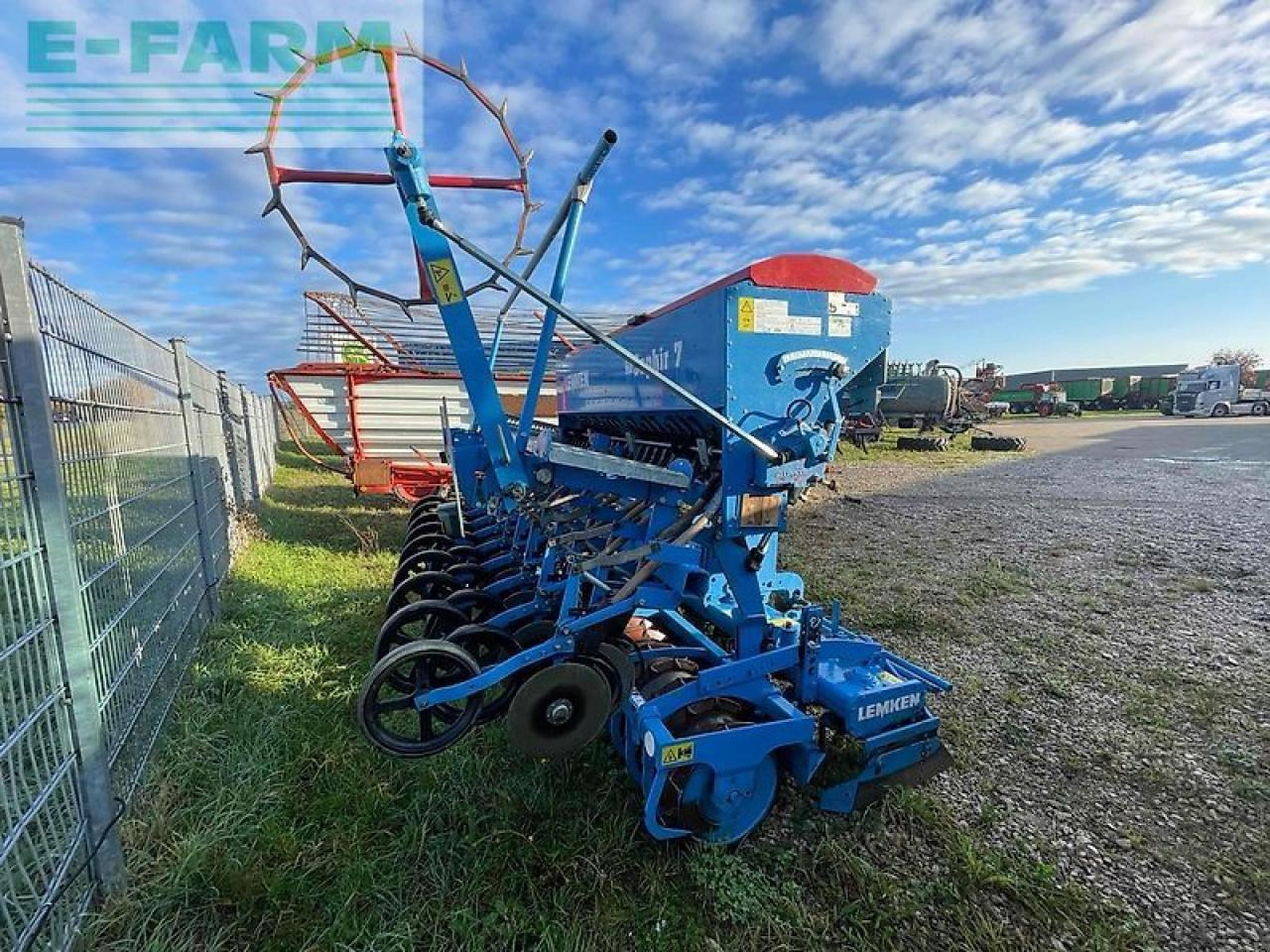 Lemken zirkon 9/300 u. saphir 7 ds 30 - Σπαρτική μηχανή: φωτογραφία 4 Lemken zirkon 9/300 u. saphir 7 ds 30 - Σπαρτική μηχανή: φωτογραφία 4