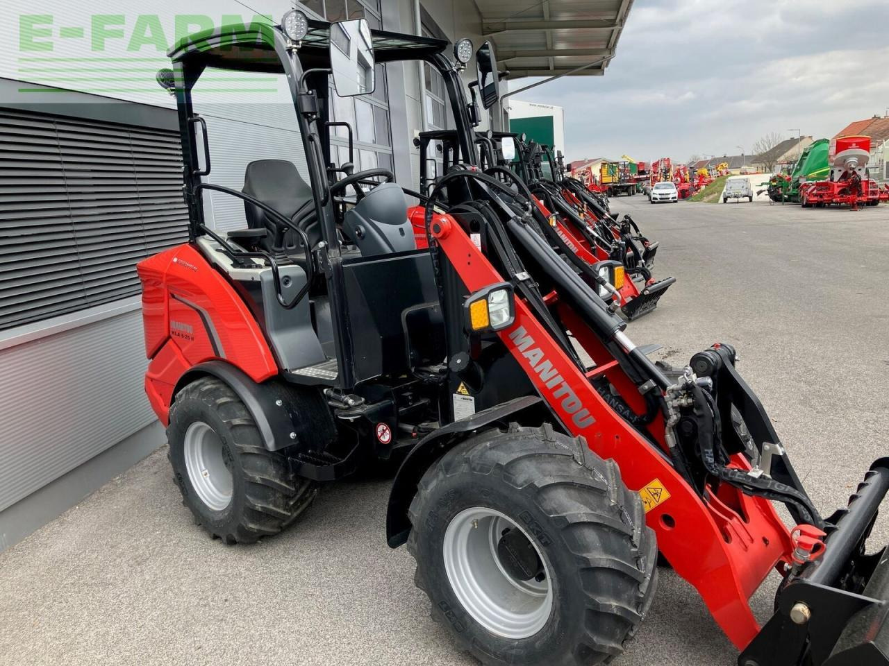 Manitou manitou mla 3-25 - Μίνι εκσκαφέας: φωτογραφία 2 Manitou manitou mla 3-25 - Μίνι εκσκαφέας: φωτογραφία 2