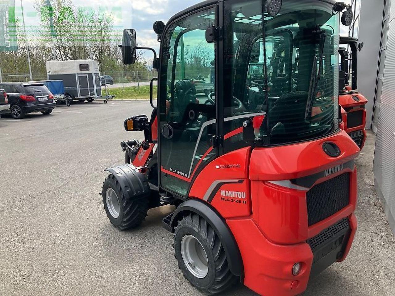 Manitou mla2-25 - Μίνι εκσκαφέας: φωτογραφία 2 Manitou mla2-25 - Μίνι εκσκαφέας: φωτογραφία 2