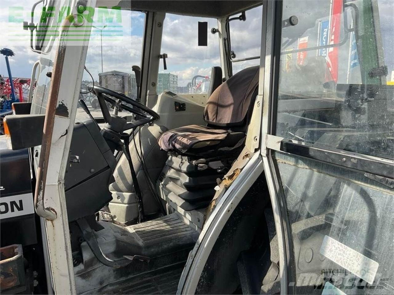 Massey Ferguson 362 - Τρακτέρ: φωτογραφία 5 Massey Ferguson 362 - Τρακτέρ: φωτογραφία 5