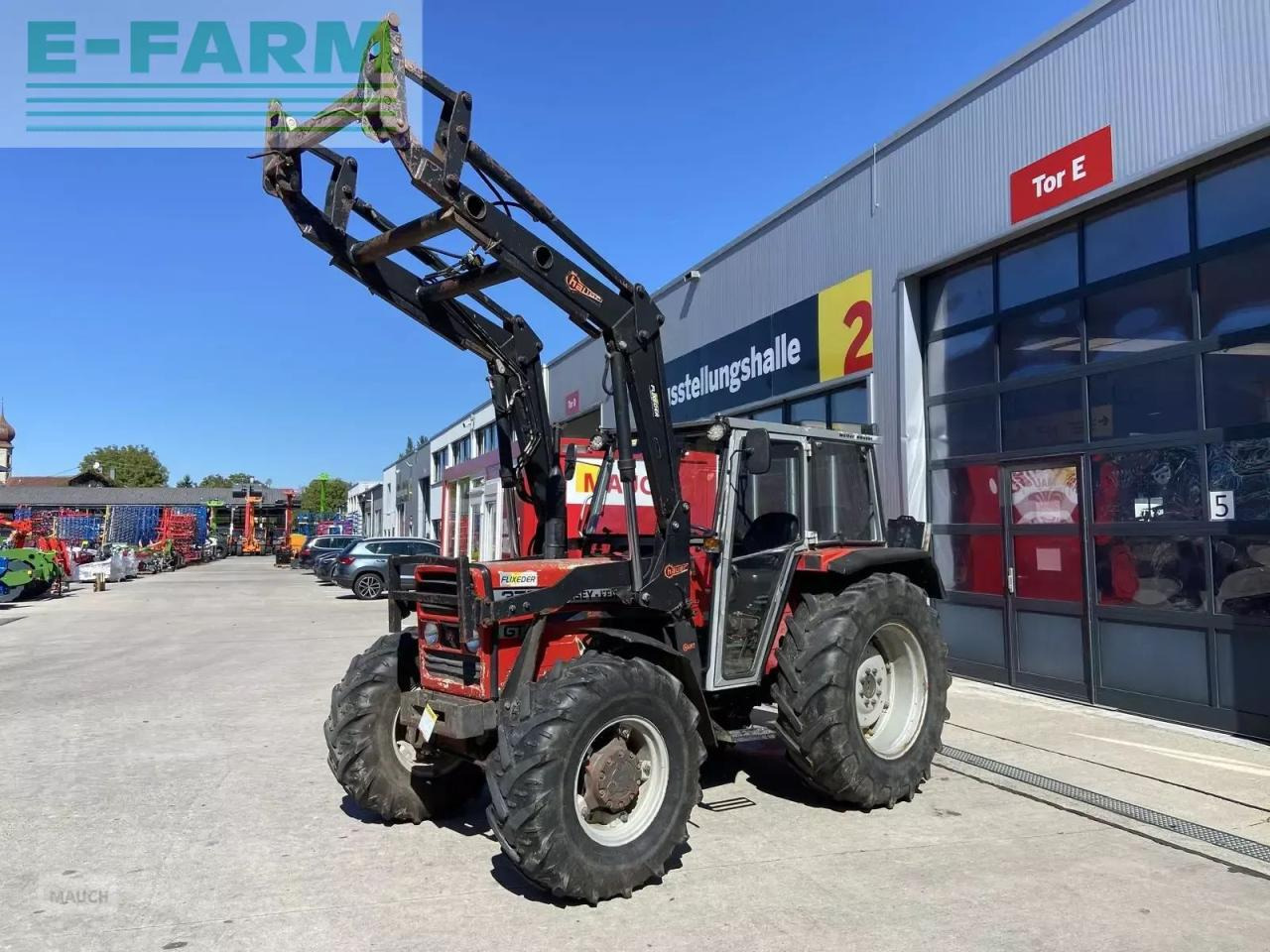 Massey Ferguson 373-4 gt - Τρακτέρ: φωτογραφία 1 Massey Ferguson 373-4 gt - Τρακτέρ: φωτογραφία 1
