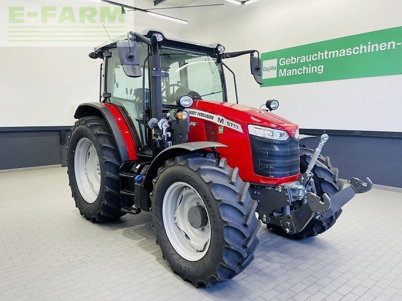 Massey Ferguson 5711 m - Τρακτέρ: φωτογραφία 3 Massey Ferguson 5711 m - Τρακτέρ: φωτογραφία 3
