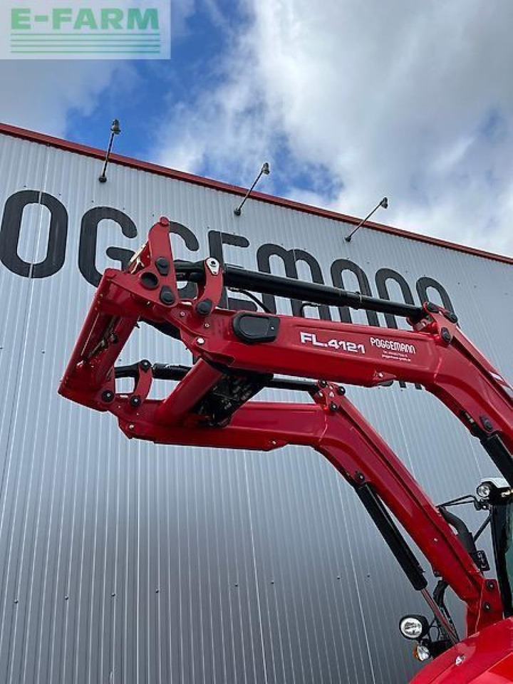 Massey Ferguson 5711m - Τρακτέρ: φωτογραφία 3 Massey Ferguson 5711m - Τρακτέρ: φωτογραφία 3