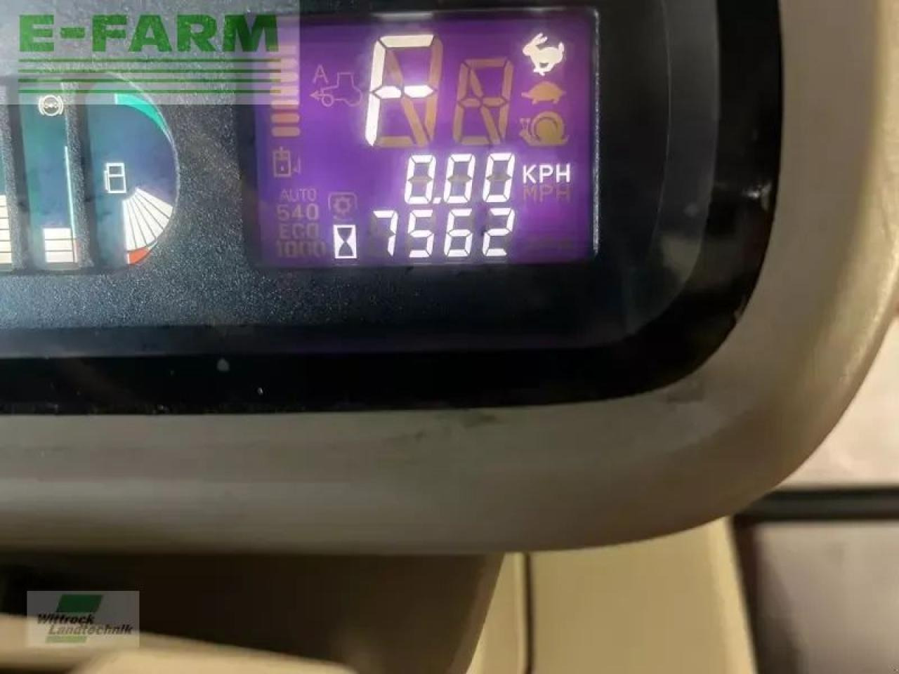 Massey Ferguson 7624 - Τρακτέρ: φωτογραφία 2 Massey Ferguson 7624 - Τρακτέρ: φωτογραφία 2